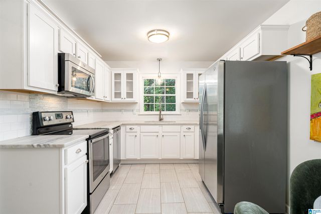 1033 SUNSET BOULEVARD, Birmingham, AL 35213