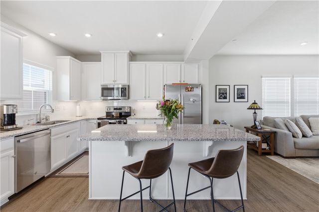 408 Scharberry Ln, Mars Boro, PA 16046