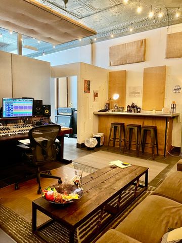1845 W 35th Street, Chicago, IL 60609