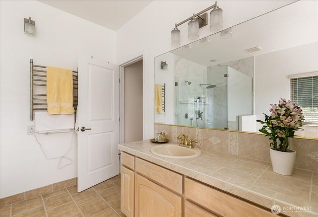 2364 Strawberry Point Road, Oak Harbor, WA 98277
