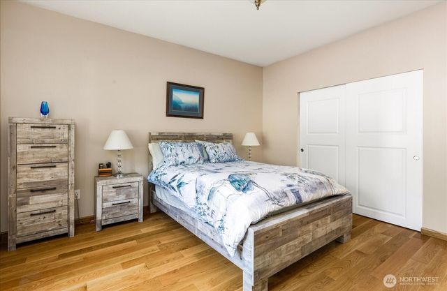 2364 Strawberry Point Road, Oak Harbor, WA 98277