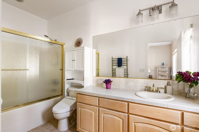 2364 Strawberry Point Road, Oak Harbor, WA 98277