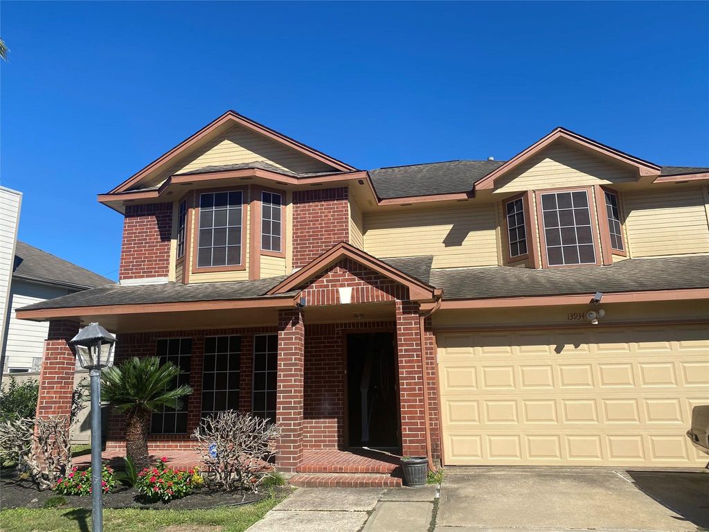 13934 Beckwith Drive, Houston, TX 77014