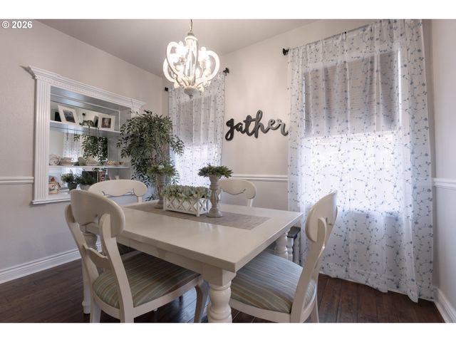 2355 A St, Forest Grove, OR 97116