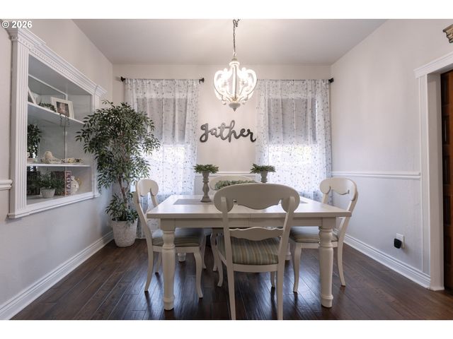 2355 A St, Forest Grove, OR 97116