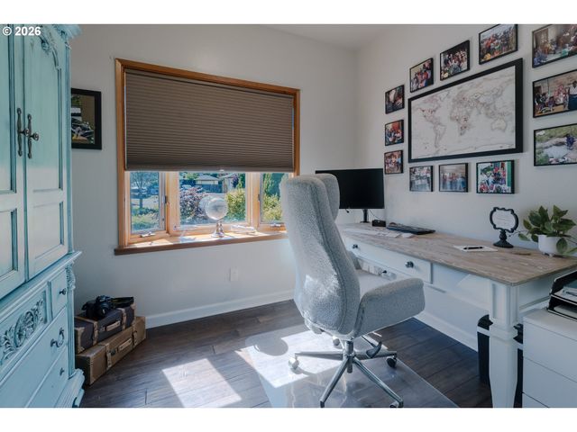 2355 A St, Forest Grove, OR 97116