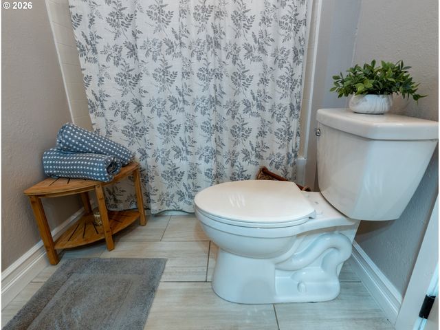 2355 A St, Forest Grove, OR 97116