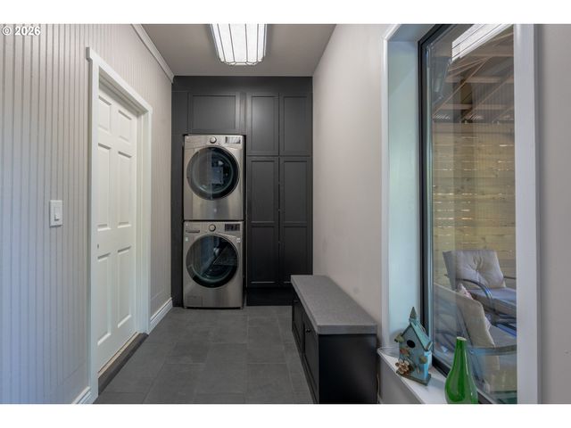 2355 A St, Forest Grove, OR 97116