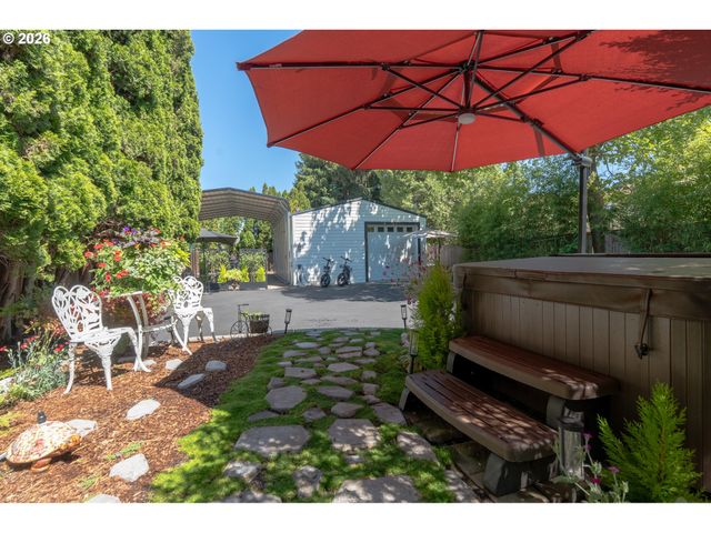 2355 A St, Forest Grove, OR 97116