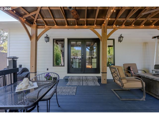 2355 A St, Forest Grove, OR 97116