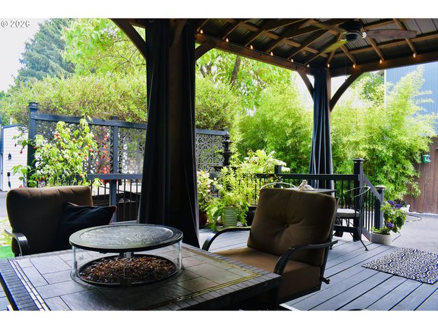 2355 A St, Forest Grove, OR 97116