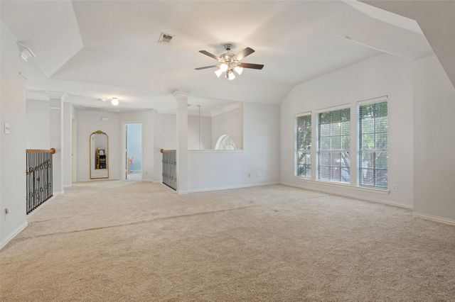 2323 Everton Drive, Arlington, TX 76001