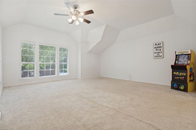2323 Everton Drive, Arlington, TX 76001