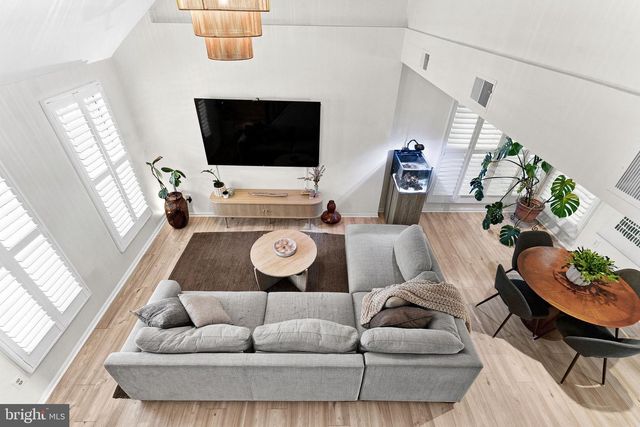 12257 EXBURY ST, Herndon, VA 20170