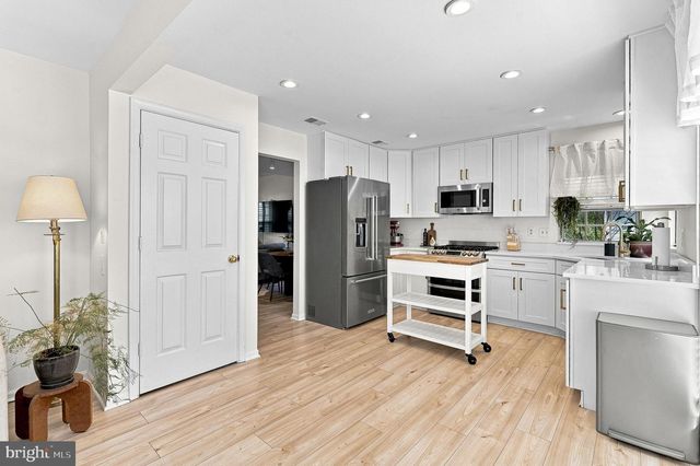 12257 EXBURY ST, Herndon, VA 20170