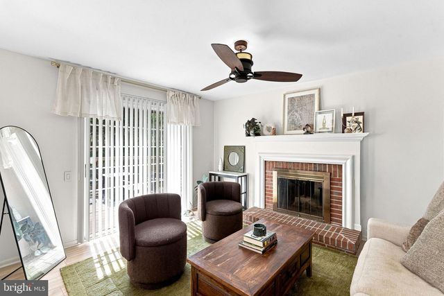 12257 EXBURY ST, Herndon, VA 20170