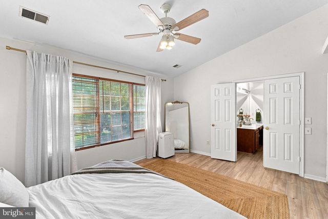 12257 EXBURY ST, Herndon, VA 20170
