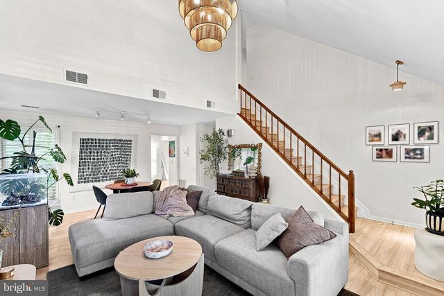 12257 EXBURY ST, Herndon, VA 20170