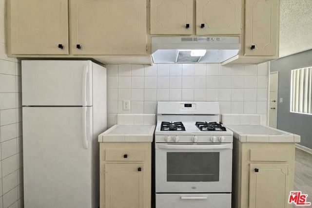 4047 W 136th Street, Hawthorne, CA 90250