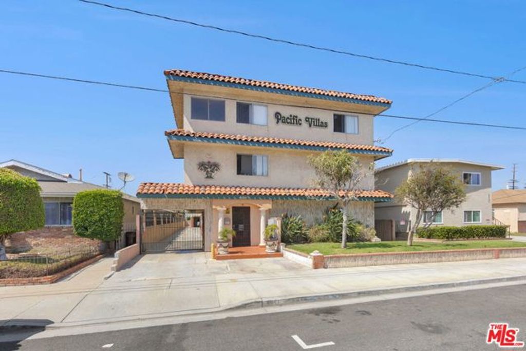 4047 W 136th Street, Hawthorne, CA 90250