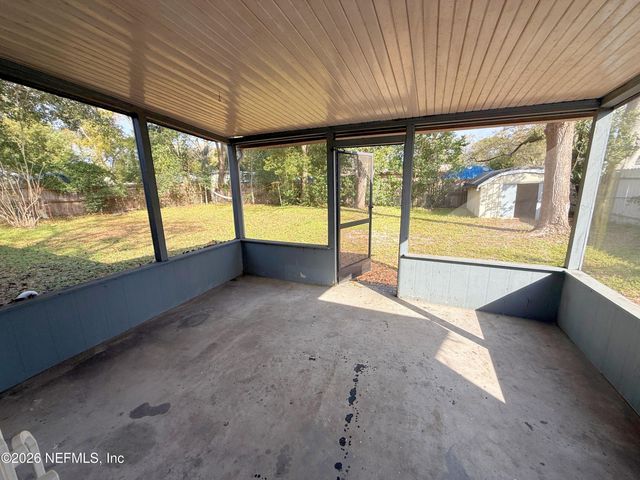 7609 TACONY Drive, Jacksonville, FL 32277