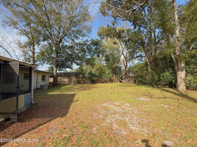 7609 TACONY Drive, Jacksonville, FL 32277