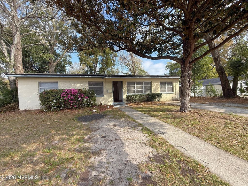 7609 TACONY Drive, Jacksonville, FL 32277