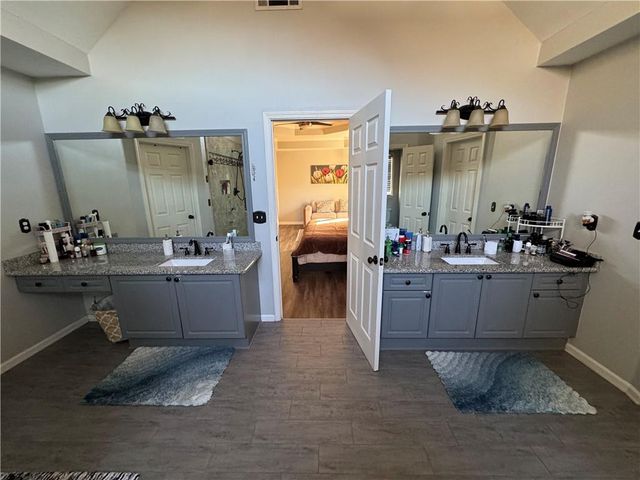 525 Lake Medlock Drive, Alpharetta, GA 30022