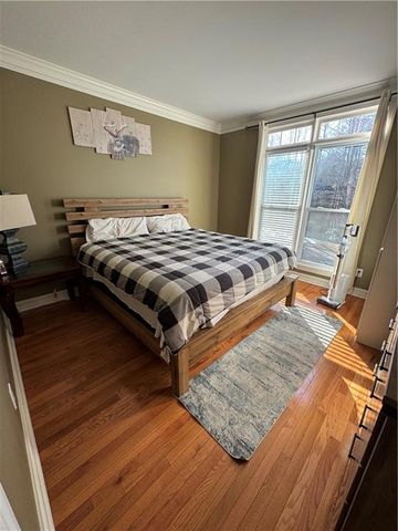 525 Lake Medlock Drive, Alpharetta, GA 30022