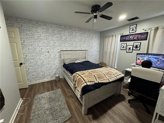 525 Lake Medlock Drive, Alpharetta, GA 30022