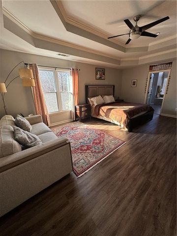 525 Lake Medlock Drive, Alpharetta, GA 30022