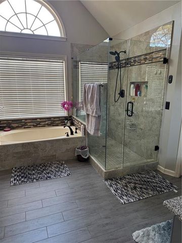 525 Lake Medlock Drive, Alpharetta, GA 30022