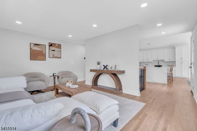 96 North St, Madison Boro, NJ 07940