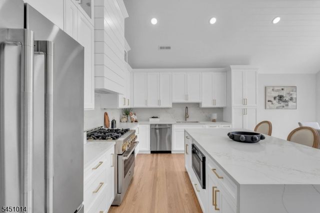 96 North St, Madison Boro, NJ 07940