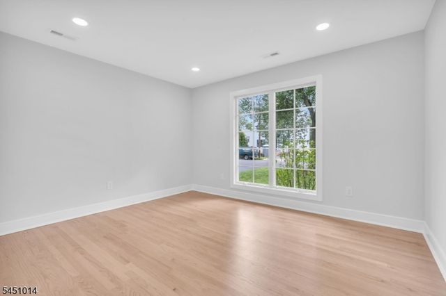 96 North St, Madison Boro, NJ 07940