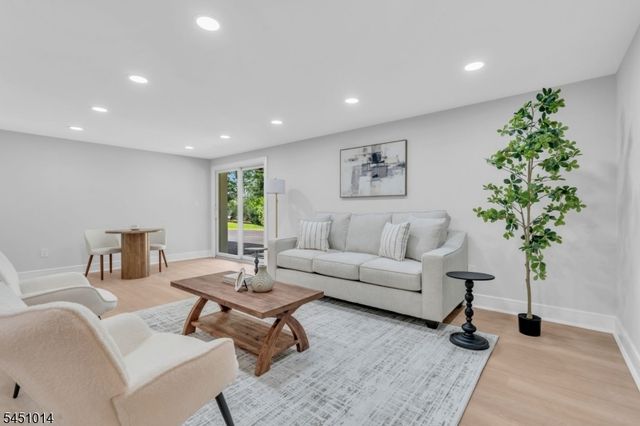 96 North St, Madison Boro, NJ 07940