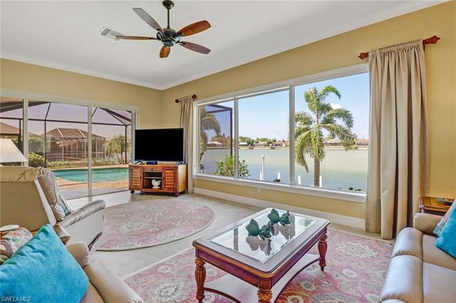 1119 1st TER, Cape Coral, FL 33990