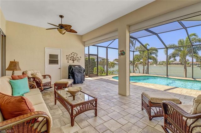 1119 1st TER, Cape Coral, FL 33990