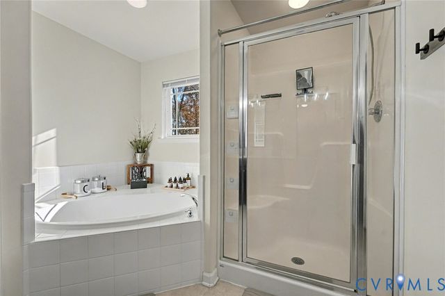 794 White Oak Rd, Fredericksburg, VA 22405