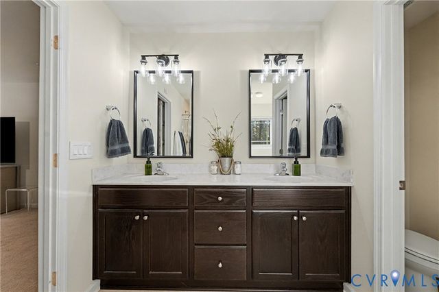 794 White Oak Rd, Fredericksburg, VA 22405