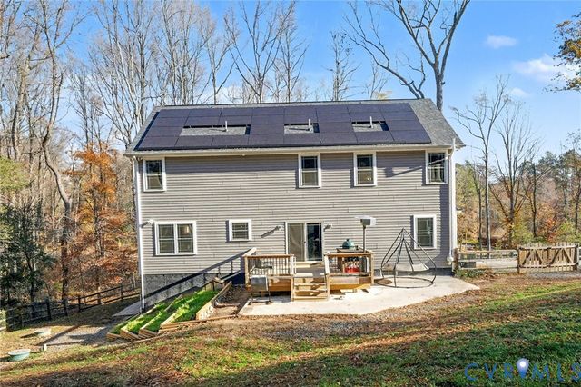 794 White Oak Rd, Fredericksburg, VA 22405