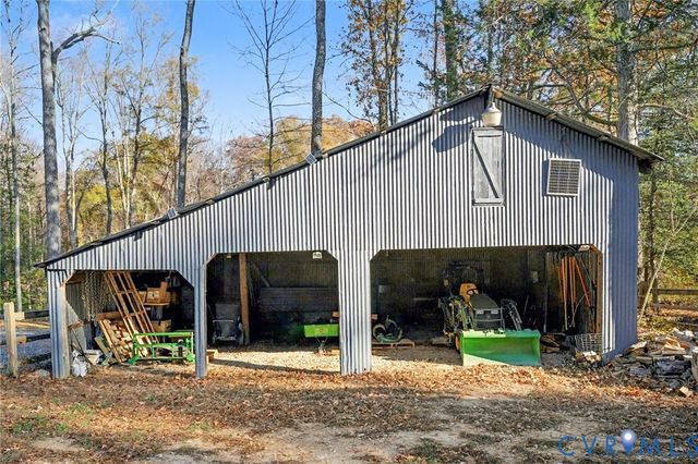 794 White Oak Rd, Fredericksburg, VA 22405