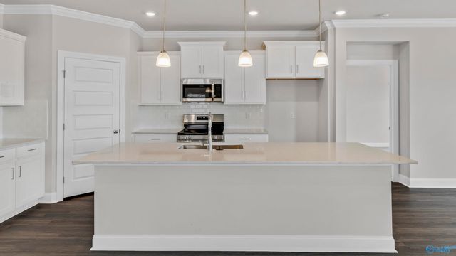 7039 Willow Walk Boulevard SE, Gurley, AL 35748