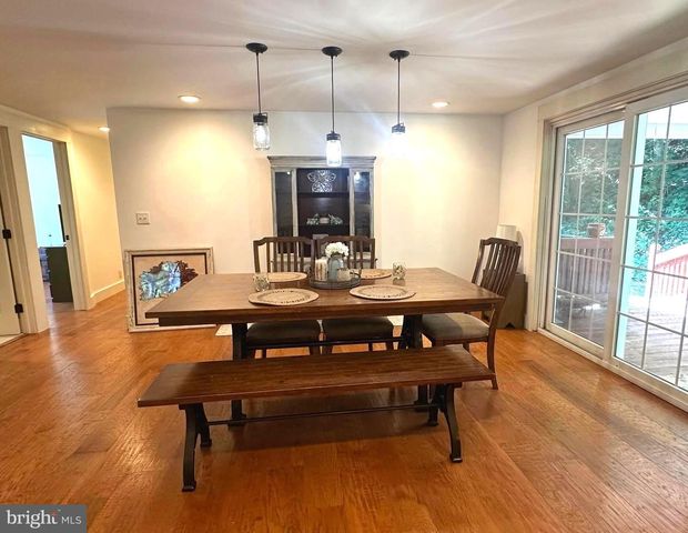 7426 SPRING RD, Seven Valleys, PA 17360