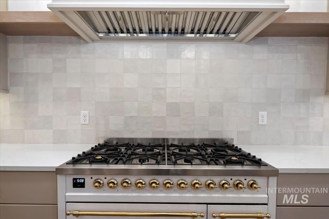 3323 W Golden Barrel St., Eagle, ID 83616