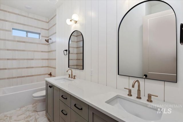 3323 W Golden Barrel St., Eagle, ID 83616