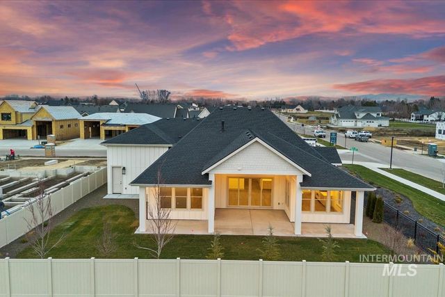 3323 W Golden Barrel St., Eagle, ID 83616