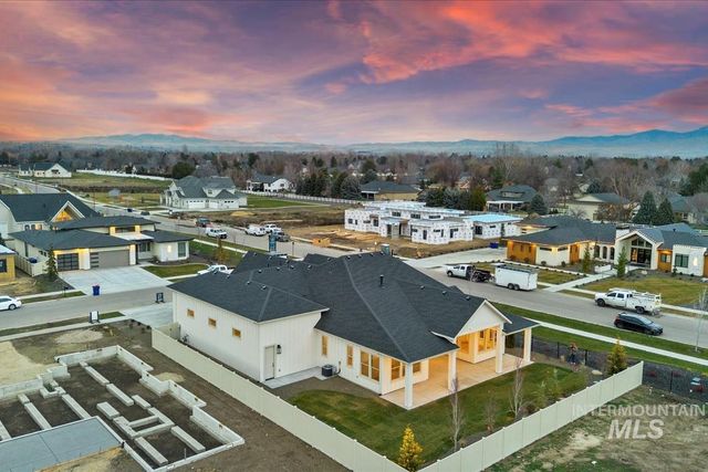 3323 W Golden Barrel St., Eagle, ID 83616