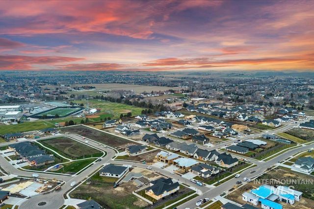 3323 W Golden Barrel St., Eagle, ID 83616