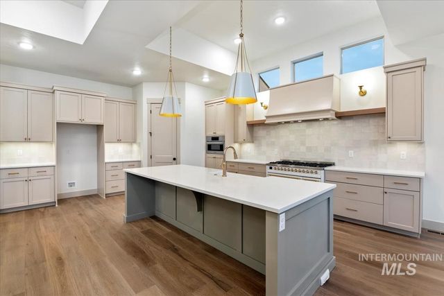 3323 W Golden Barrel St., Eagle, ID 83616